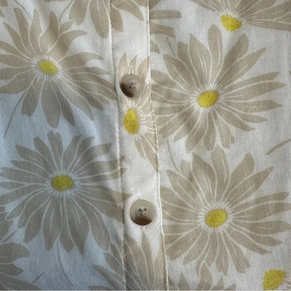 NEW TORRID size 1X Double Gauze‎ Ruffle Button Front Tank Top Cotton Classic NWT - Picture 8 of 12